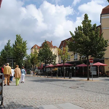 Ostseewind - In Der Strandstrasse-Fuehrt Zur Seebruecke Kuehlungsborn Exterior photo