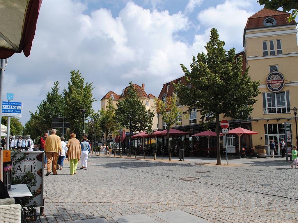 Apartment Ostseewind - In Der Strandstrasse-fuehrt Zur Seebruecke Kuehlungsborn